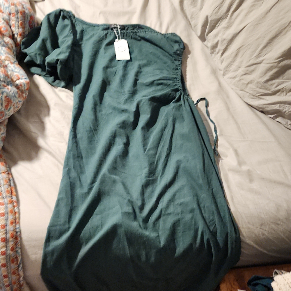 Elegant Green One Sleeve Cut Out Dress